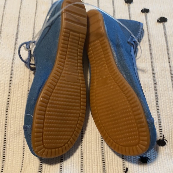 Ina Blue Embroidered Women's Flats - Picture 9 of 12